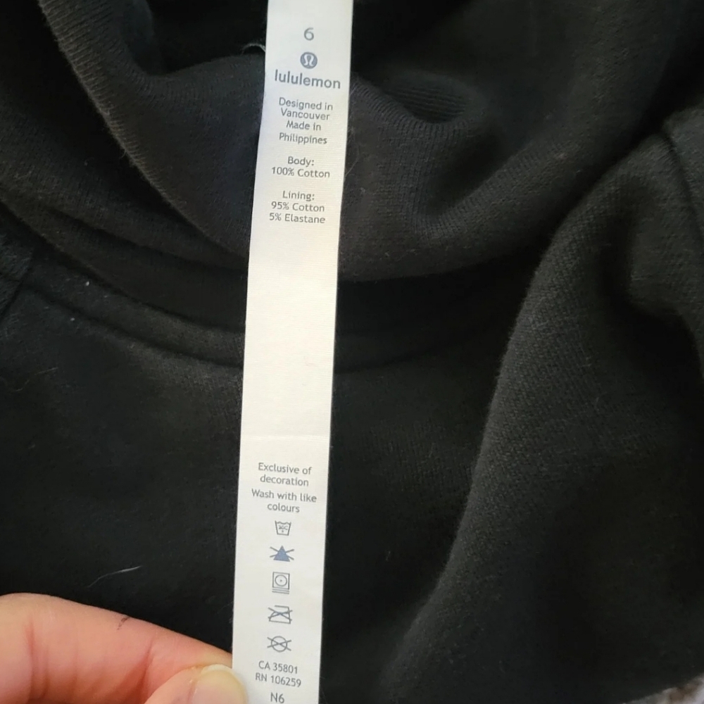 Lululemon Scuba Funnel Neck Sweatshirt Top Womens 6 Small Black Athleisure Yoga - Picture 5 of 5